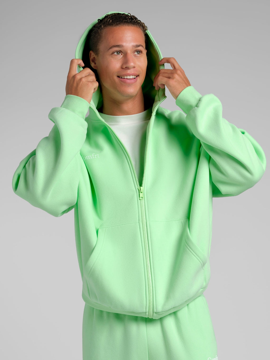 Cloud Zip Hoodie – Mega