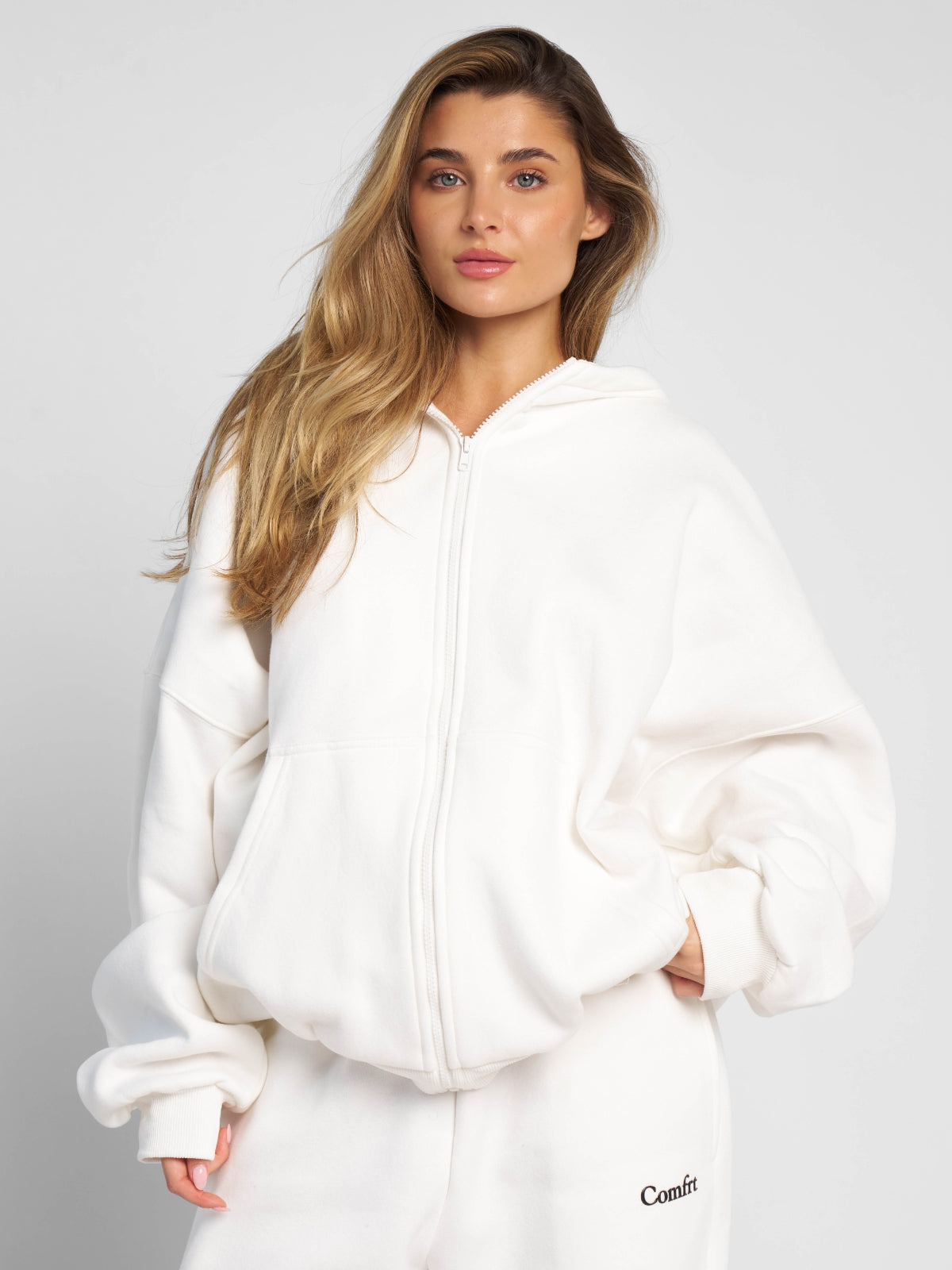 Cloud Zip Hoodie – Mega