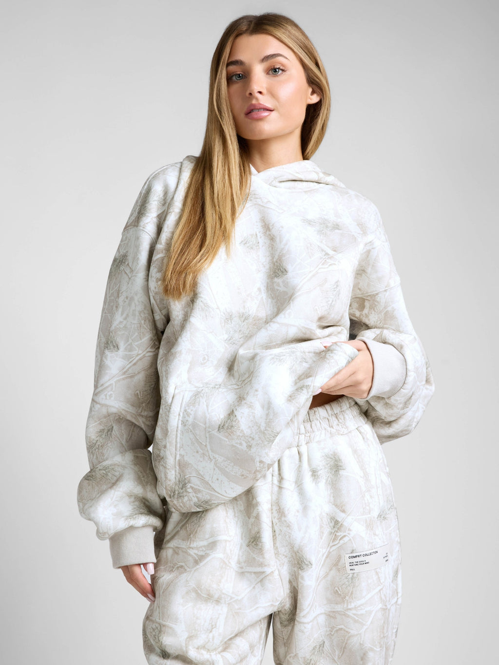 Camo Hoodie – Mega
