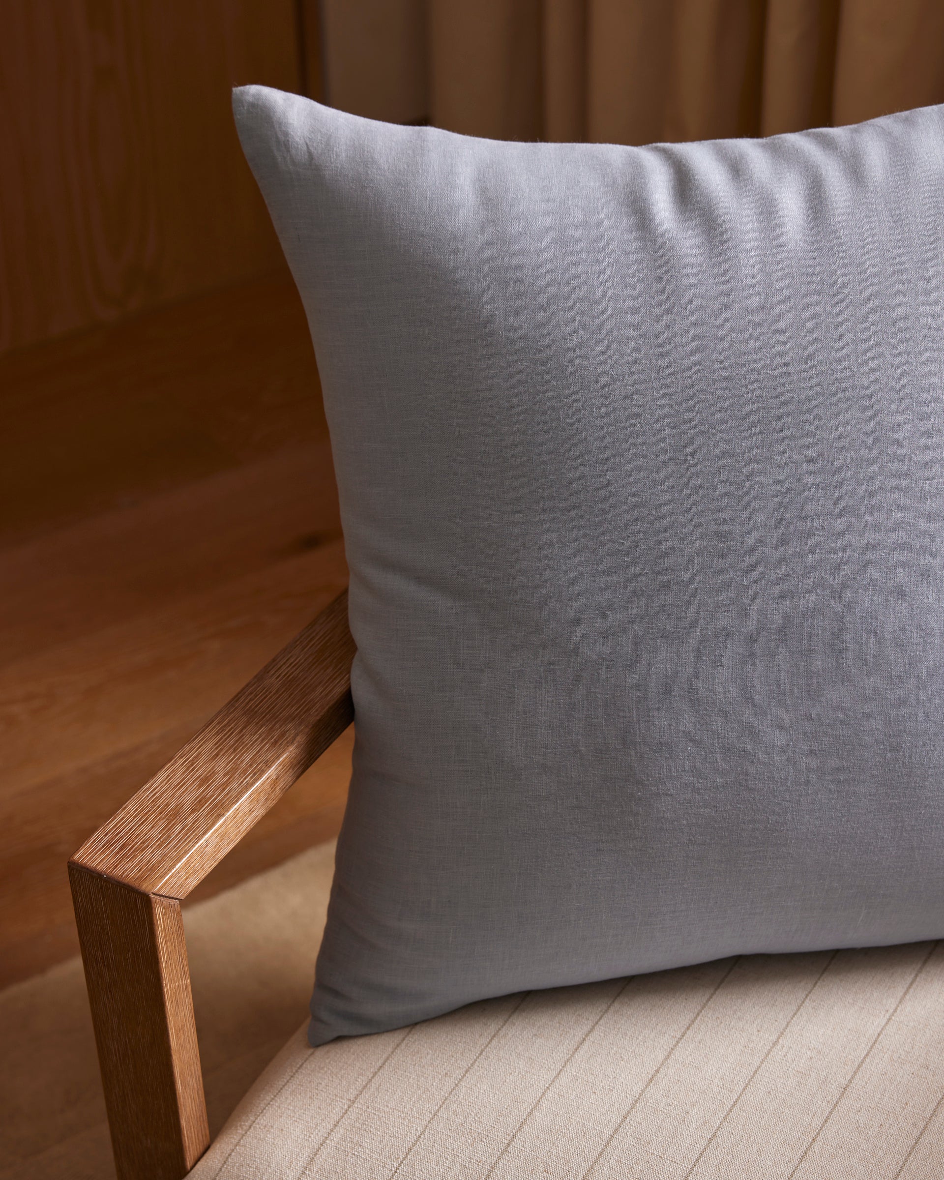 Linen Throw Pillow