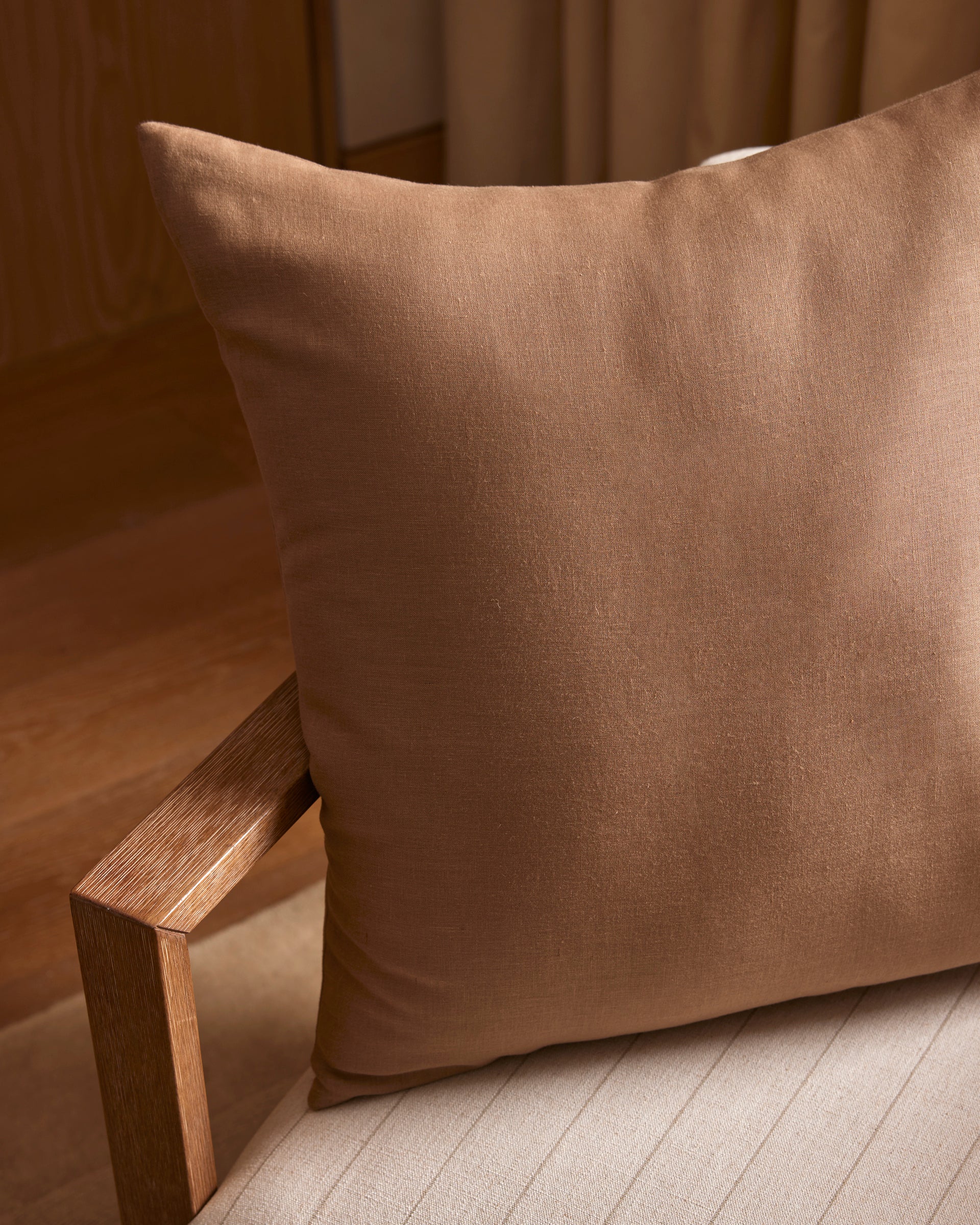Linen Throw Pillow
