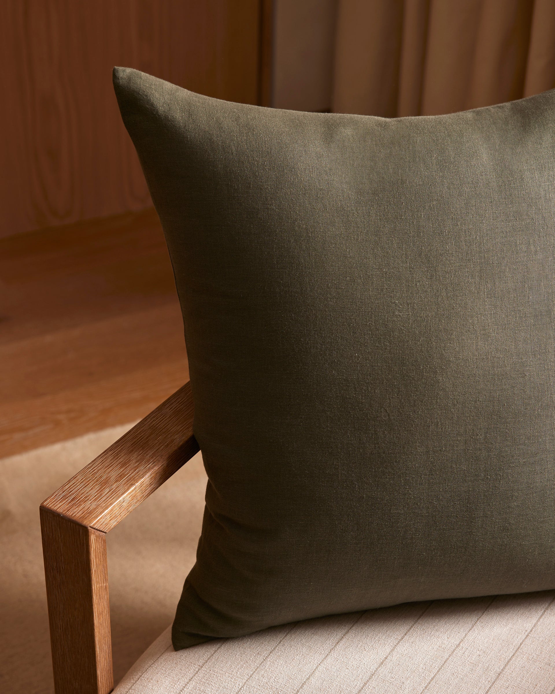 Linen Throw Pillow