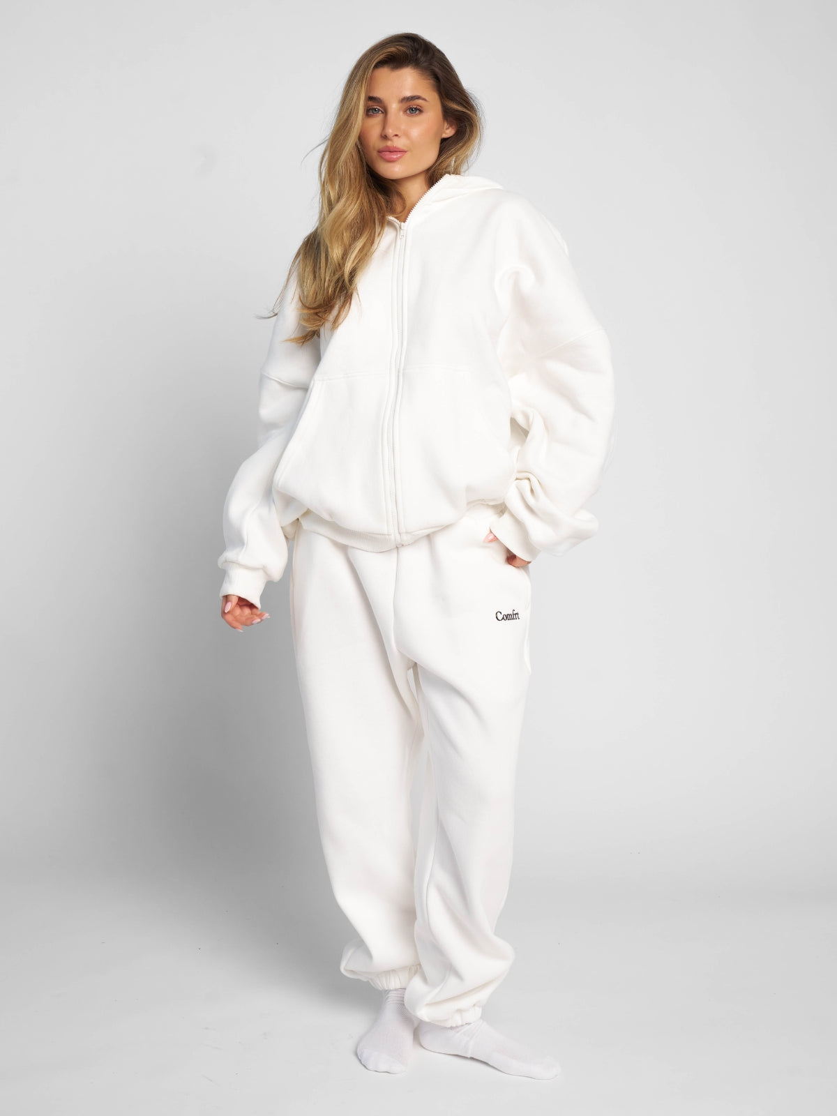 Cloud Zip Hoodie – Mega