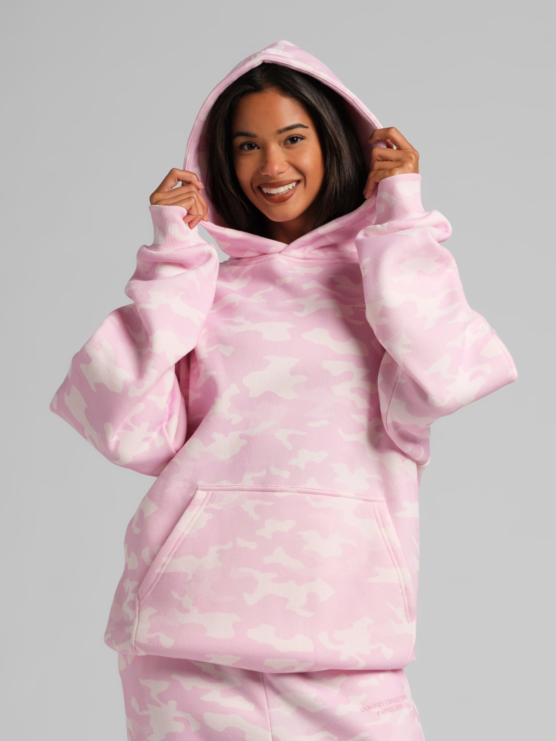 Pastel Hoodie – Mega
