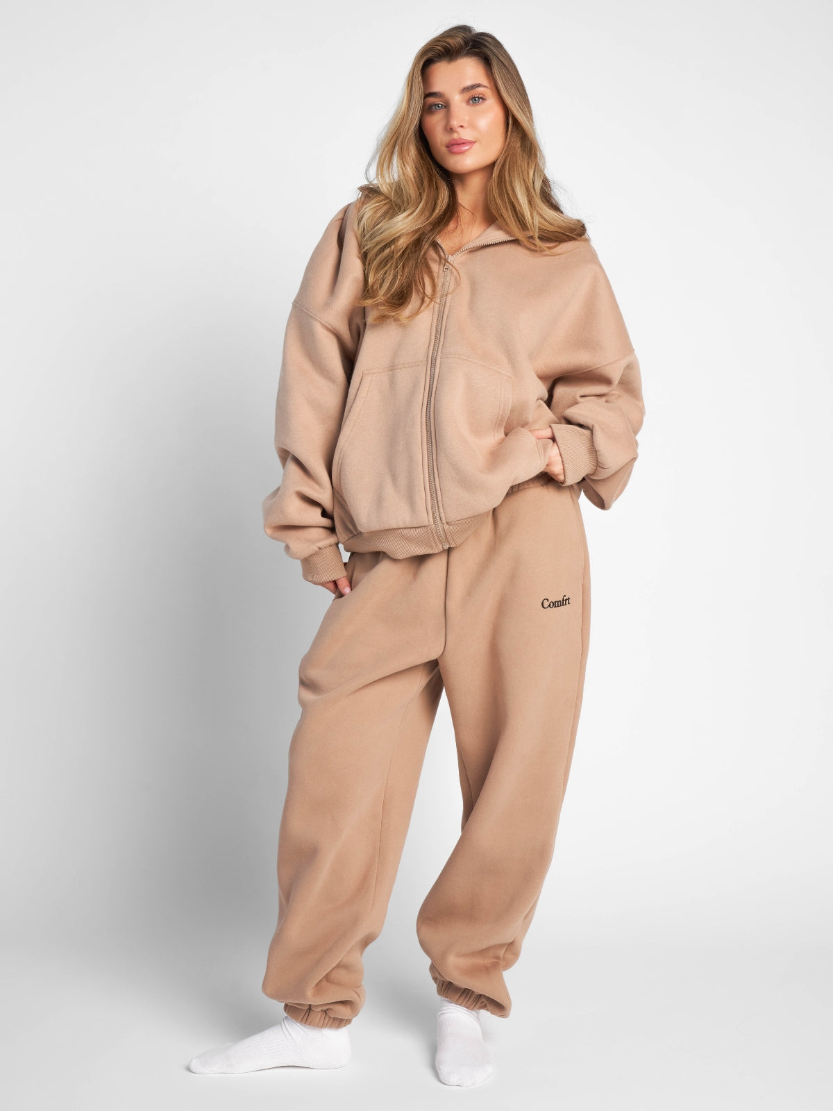 Cloud Zip Hoodie – Mega