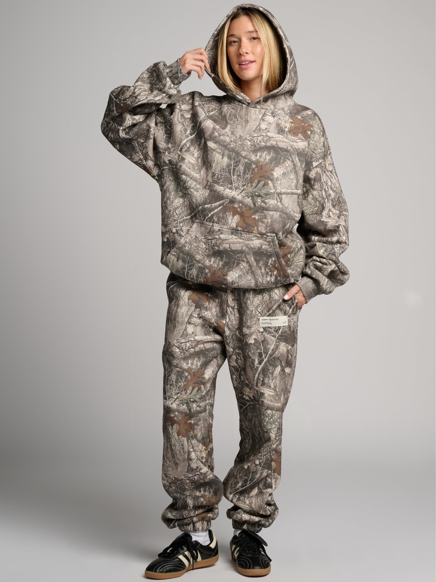 Camo Hoodie – Mega