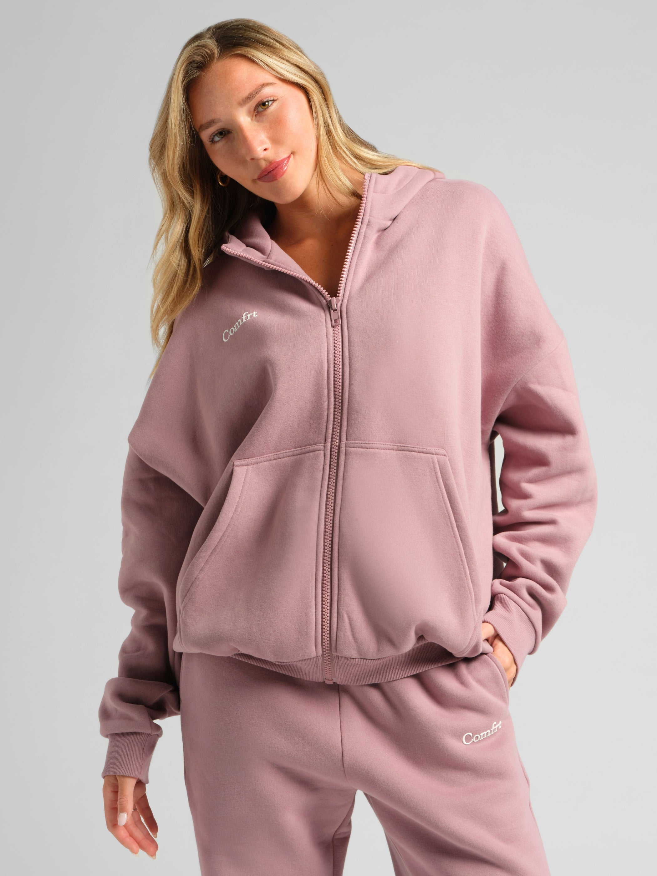 Cloud Zip Hoodie – Mega