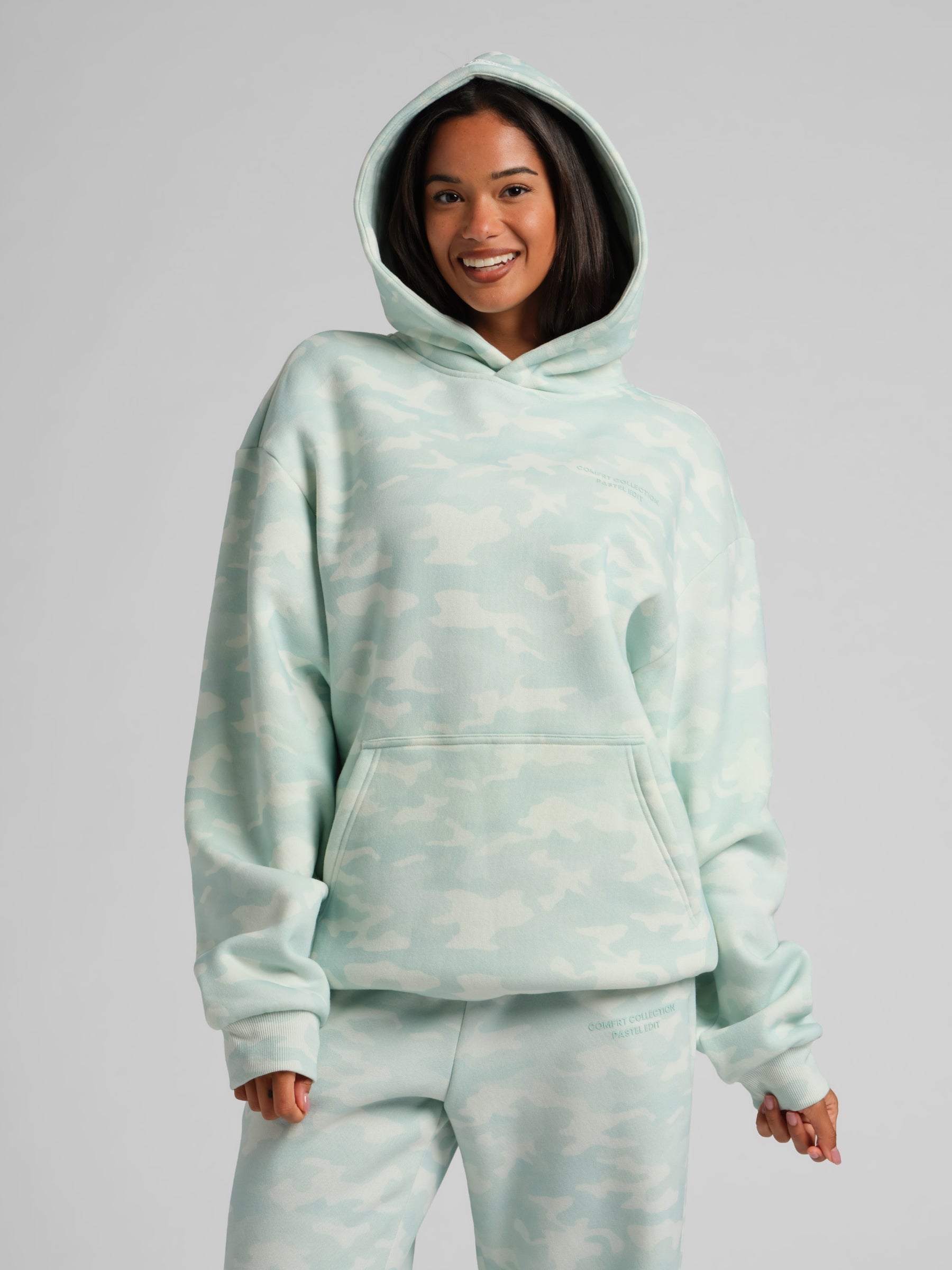 Pastel Hoodie – Mega