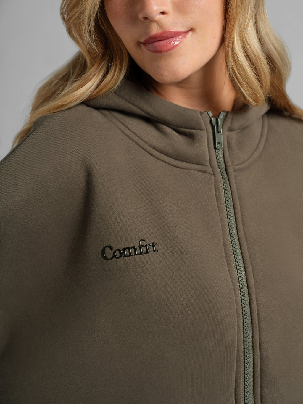 Cloud Zip Hoodie – Mega